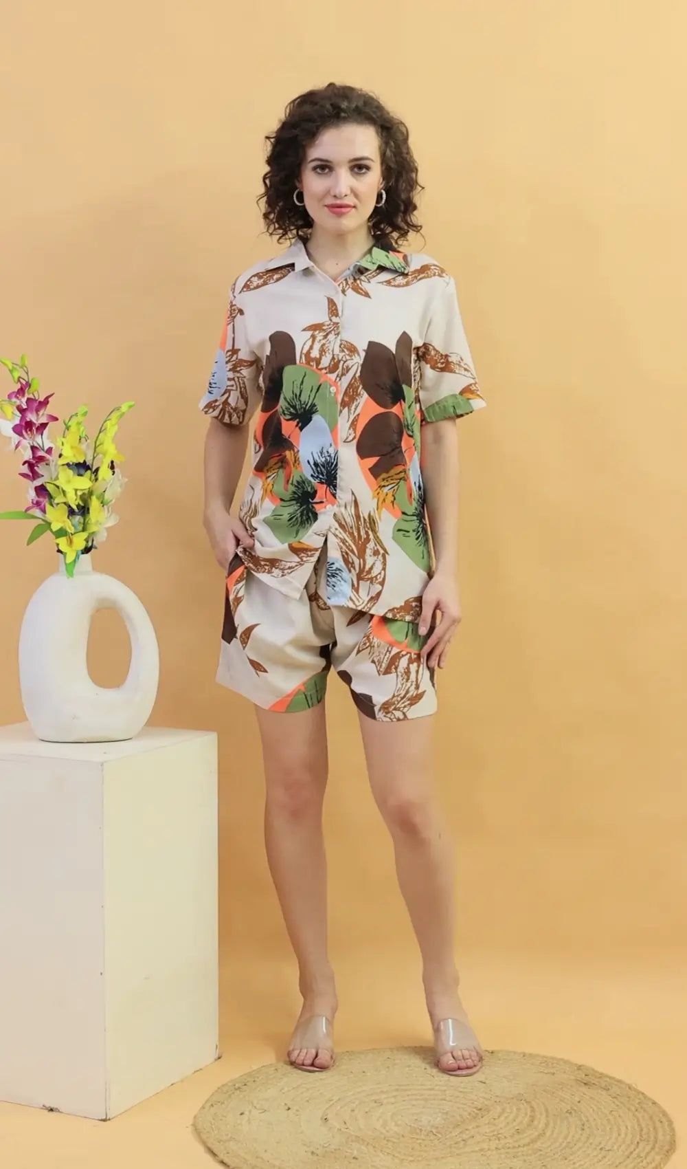 Creamy Floral Shorts Set